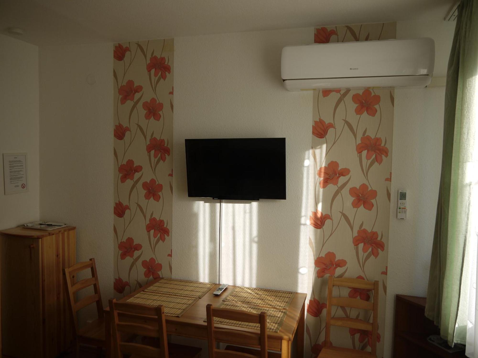Vizparti Sas Apartman 希欧福克 外观 照片